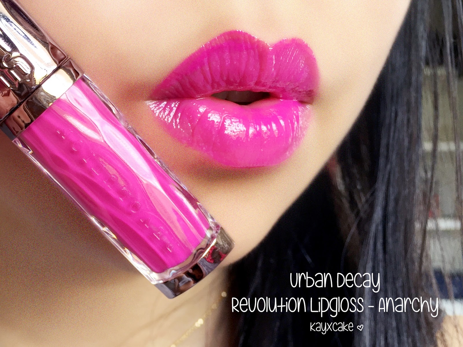 Urban Decay Revolution Lip Gloss Travel Size Duo Urban Decay Revolution Lip Gloss Travel Size Duo