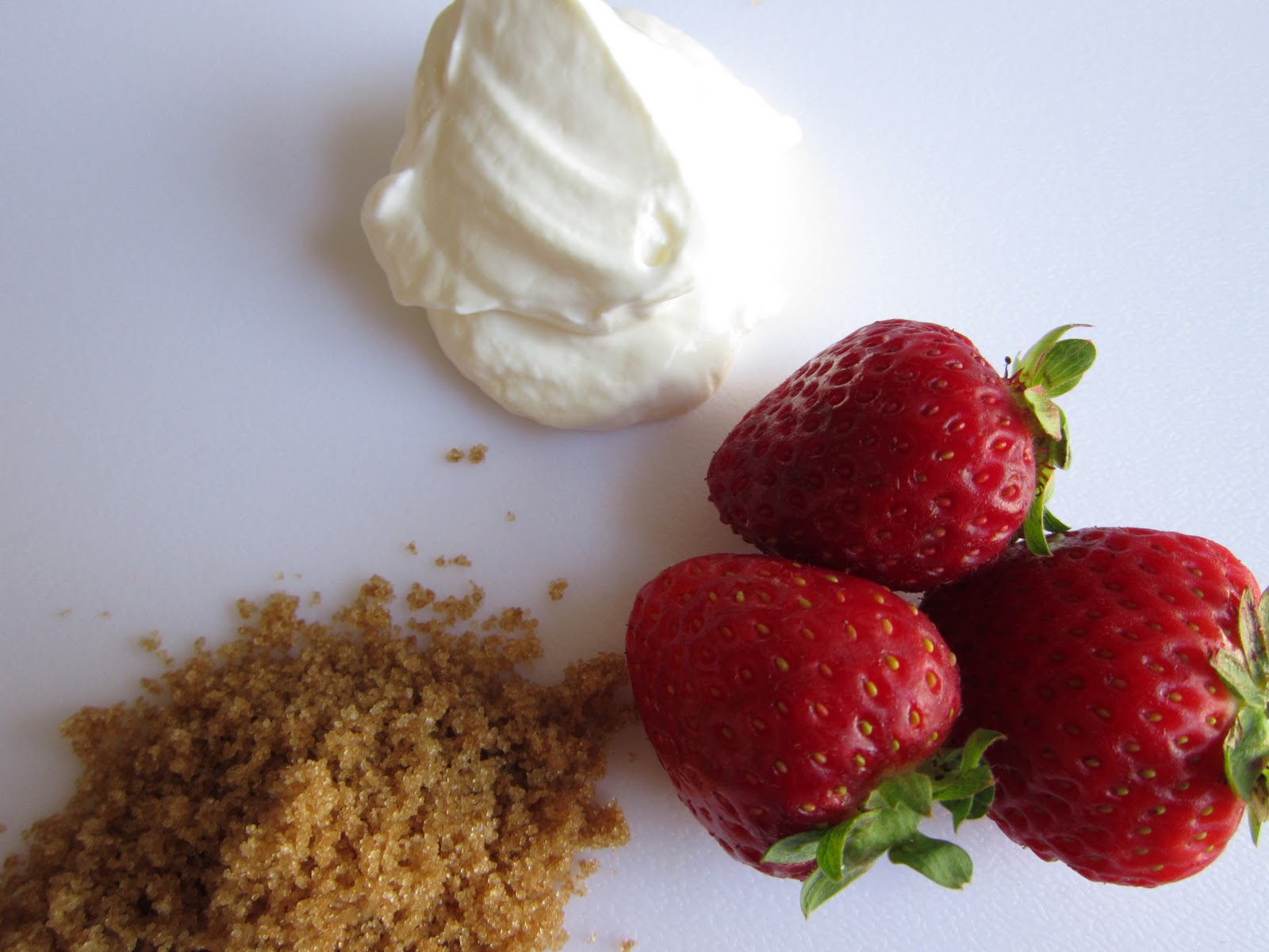 love in spoonfuls strawberries, brown sugar, sour cream.