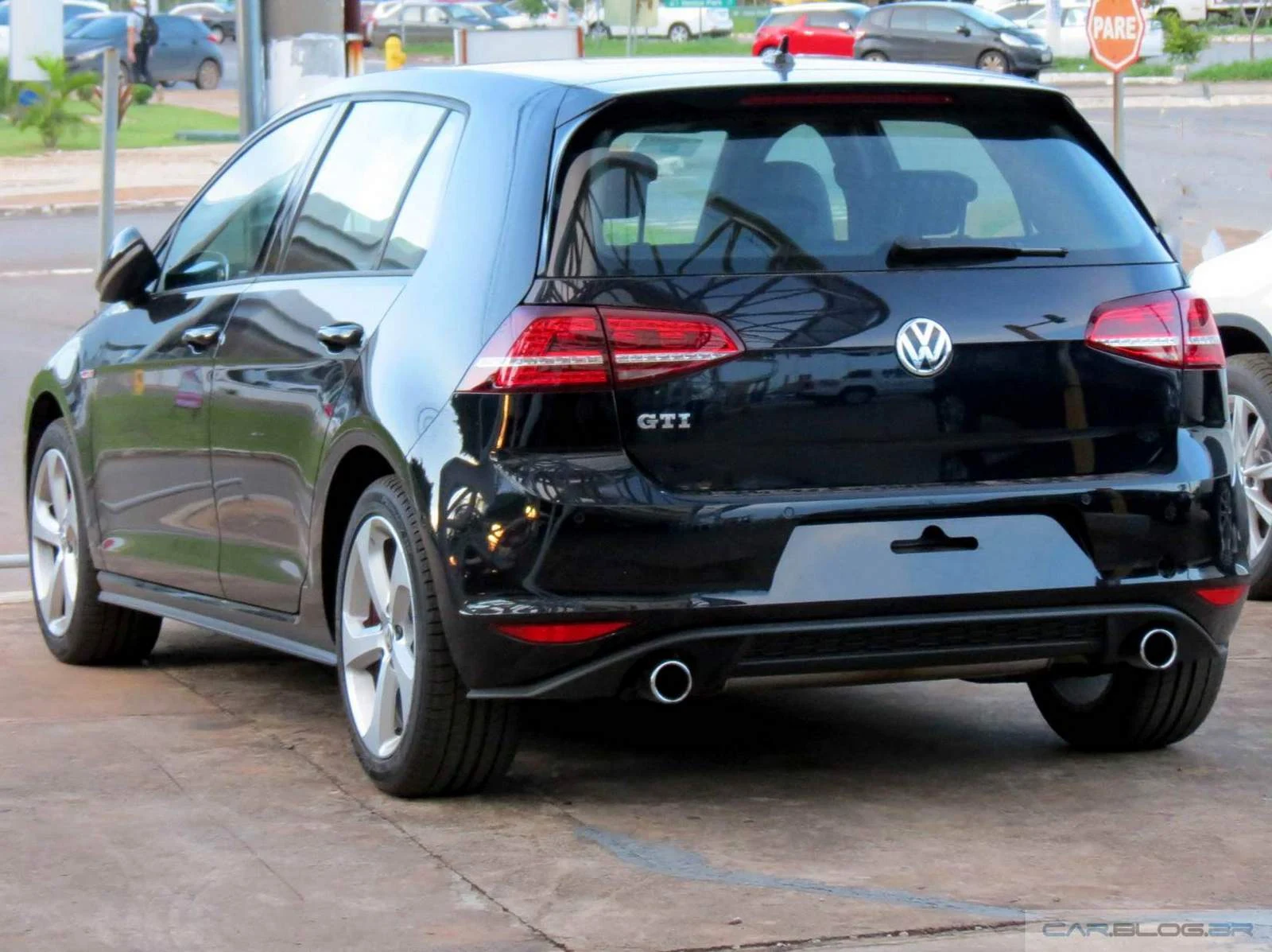 VW Golf GTI 2015 - Exclusive