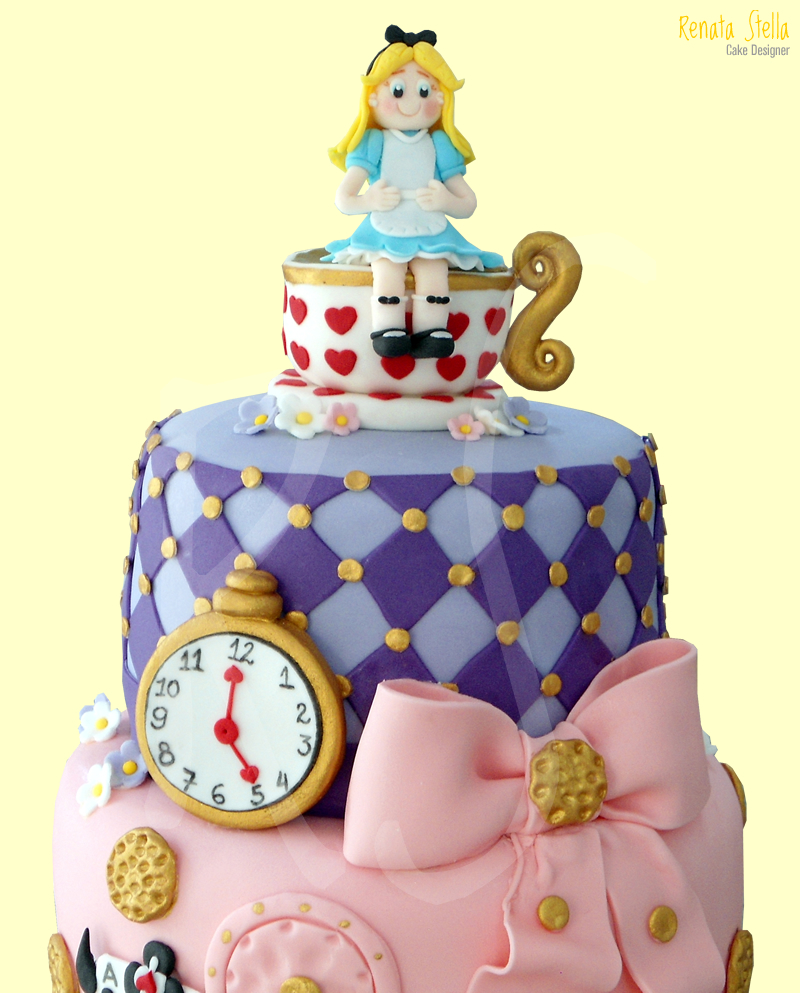 Renata Stella Cake Designer Bolo Alice no País das Maravilhas
