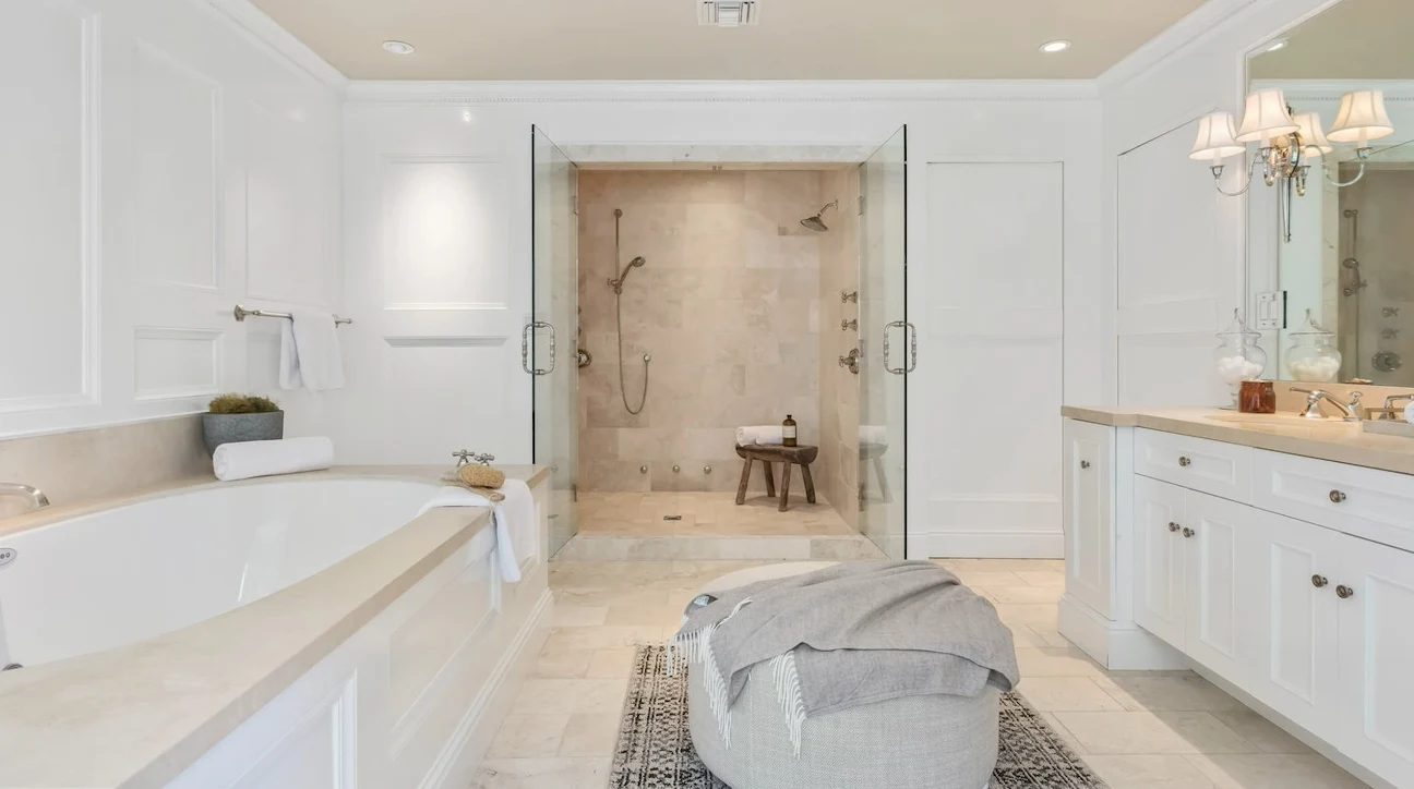 22 Photos vs. Josh Altman's Top 10 Episode #19 vs. Luxury Homes Interior Design Tour