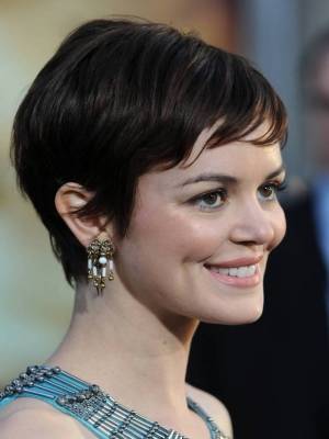 F Hairstyles: Short Summer Hairstyles for 2012