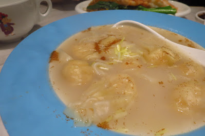 Tsui Wah, fish soup wantons