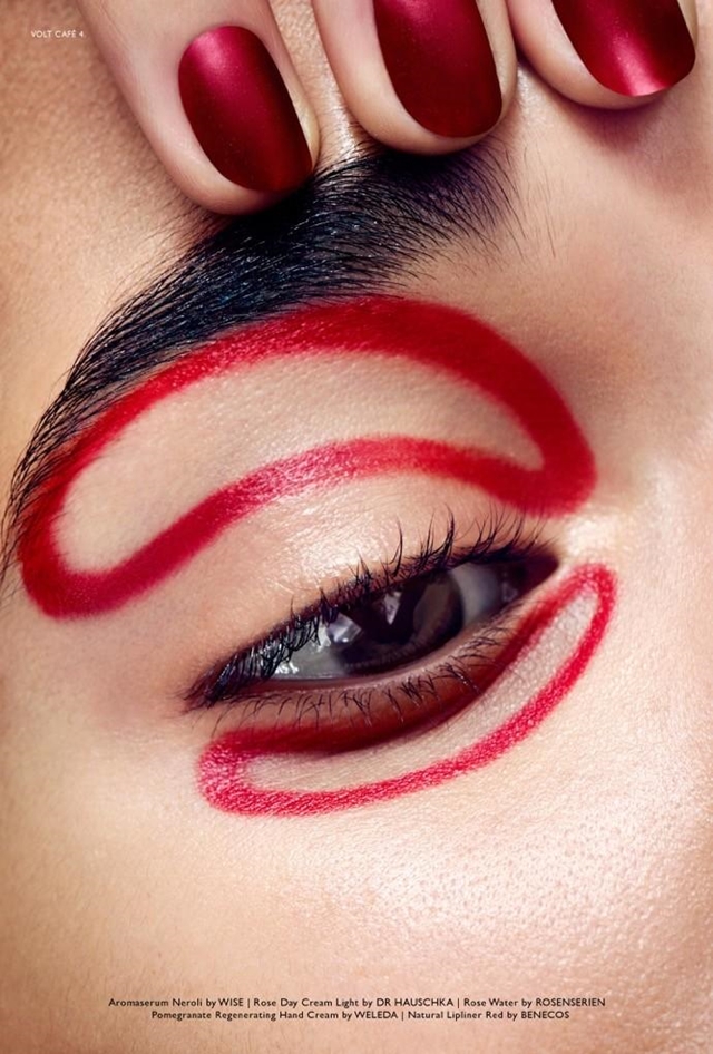 Asha Terne Theme Eyes