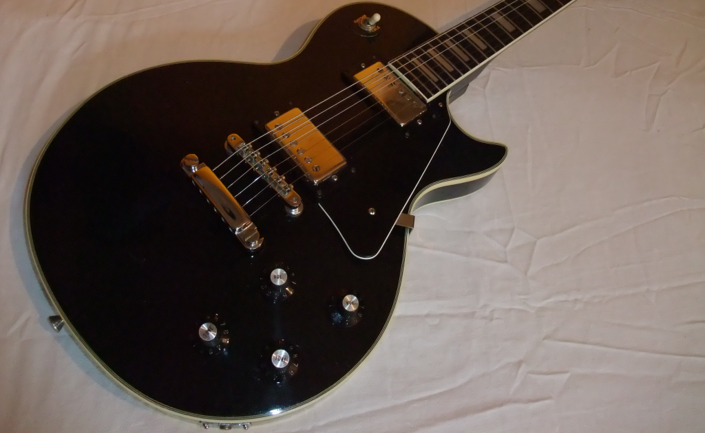 So many guitars so little talent Columbus 2 Les Paul Custom