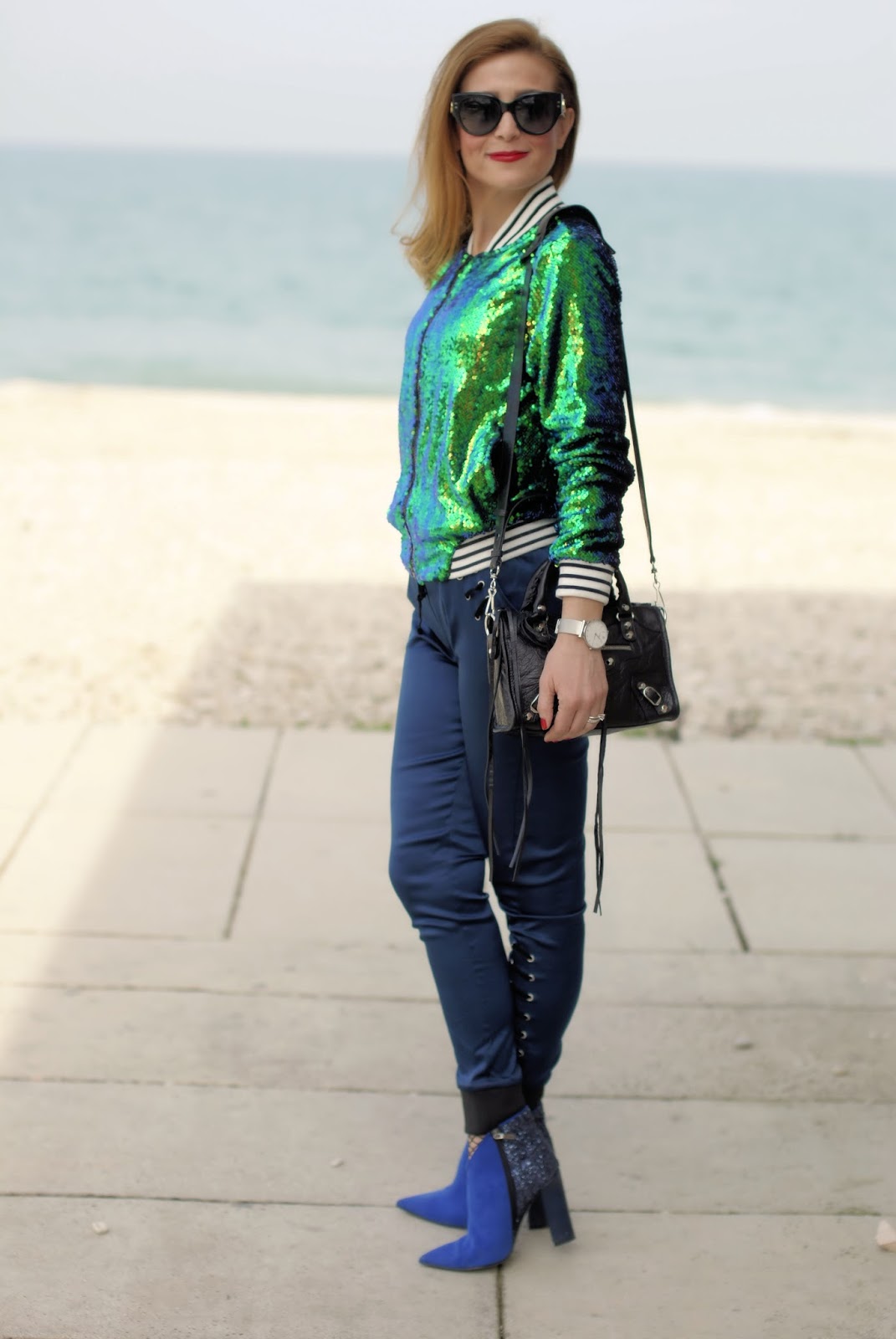 Sequins bomber jacket and Gucci sunglasses on Fashion and Cookies fashion blog, fashion blogger style