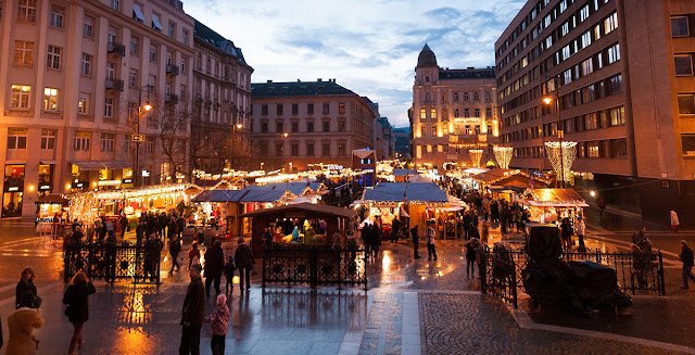 Piazza della Basilica - Mercatini di Natale - Budapest - Poracci In Viaggio piazza-basilica-mercatini-budapest-poracciinviaggio