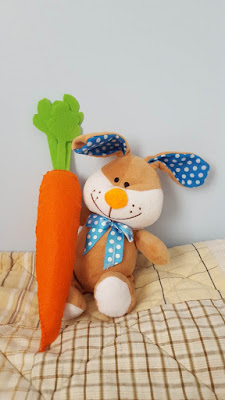 Felt Carrot for Easter decor - with pattern