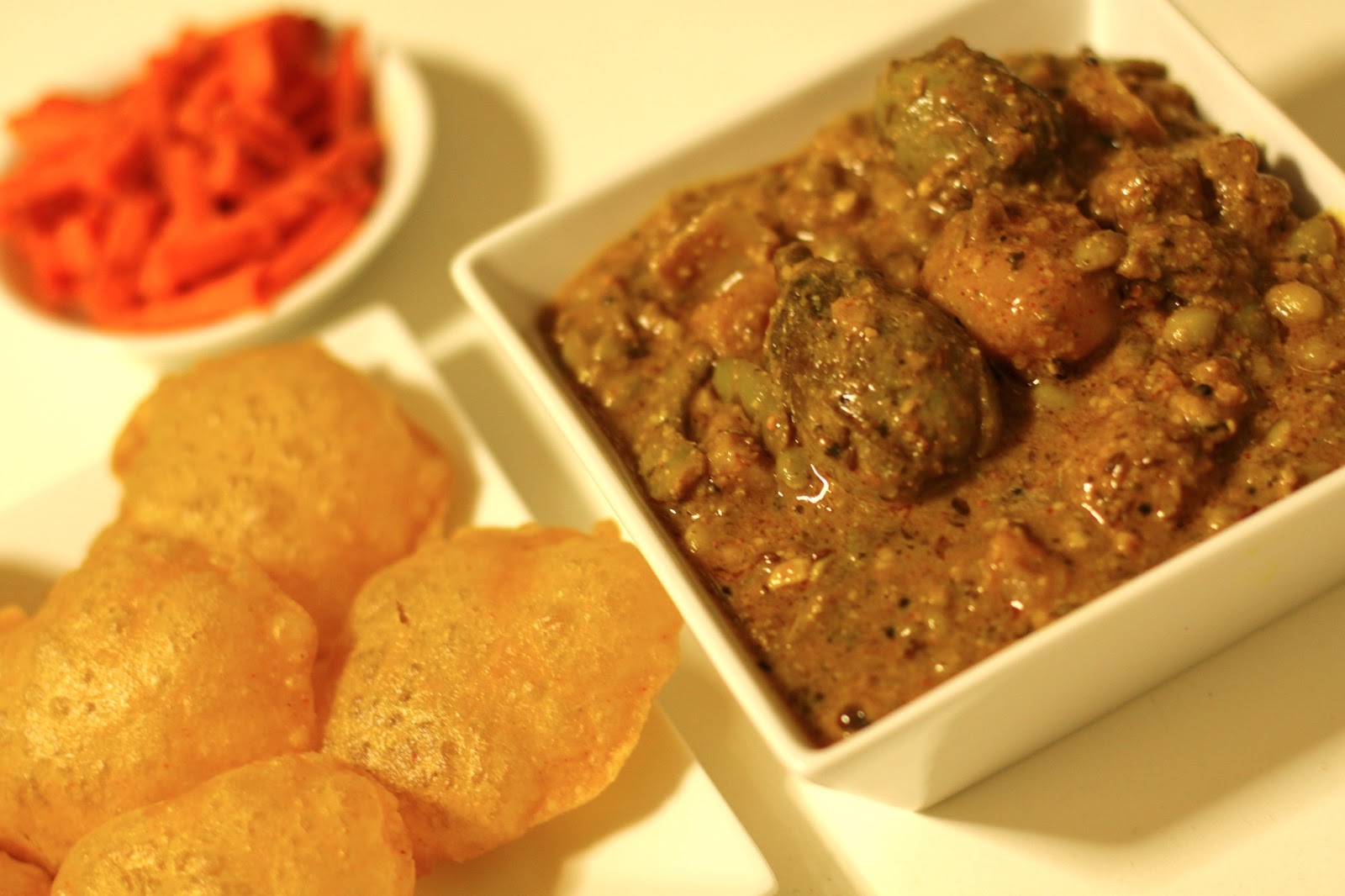 ZOOMININDIA Top 20 delicious Gujarati Dishes that you must try when