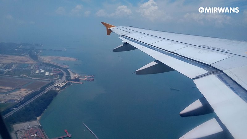 Flight Review : Pengalaman Terbang dengan Scoot, pengalaman naik scoot ke singapura, jadwal penerbangan scoot, harga bagasi scoot airlines, pengalaman naik scoot airlines, bagasi kabin scoot, fasilitas scoot airlines, 