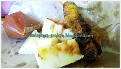 set sate dan nasi himpit