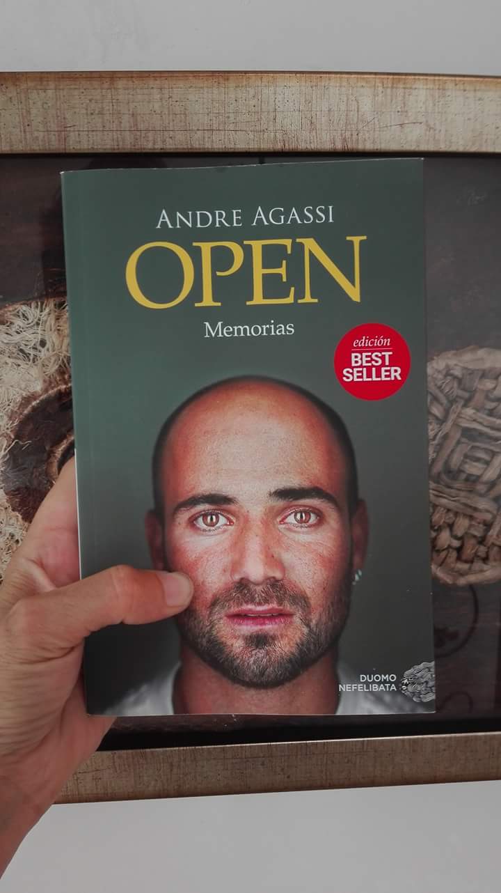 La Biblioteca de Lymus Open J. R. Moehringer