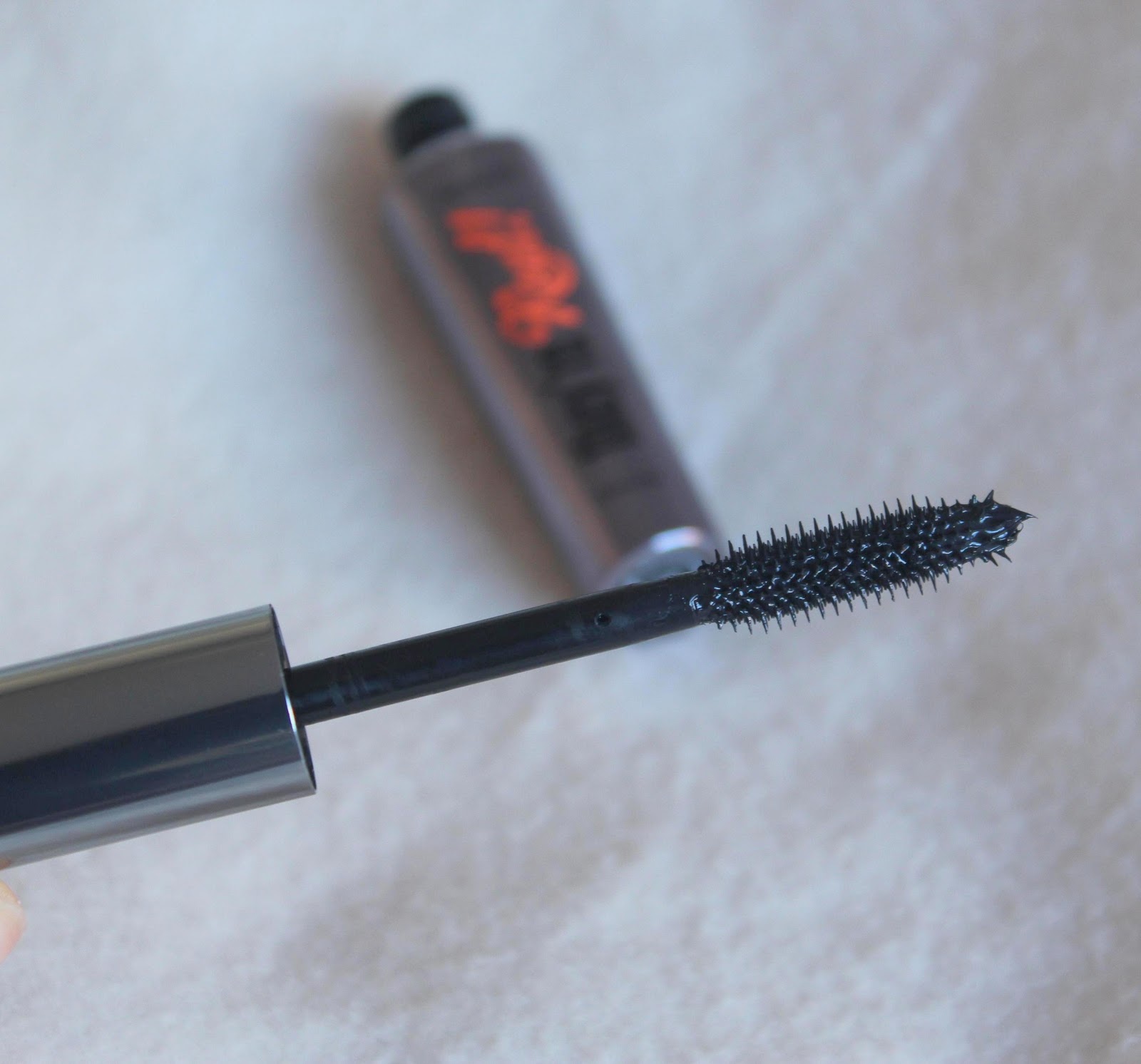 Fashion Victims Bcn MASCARA BENEFIT