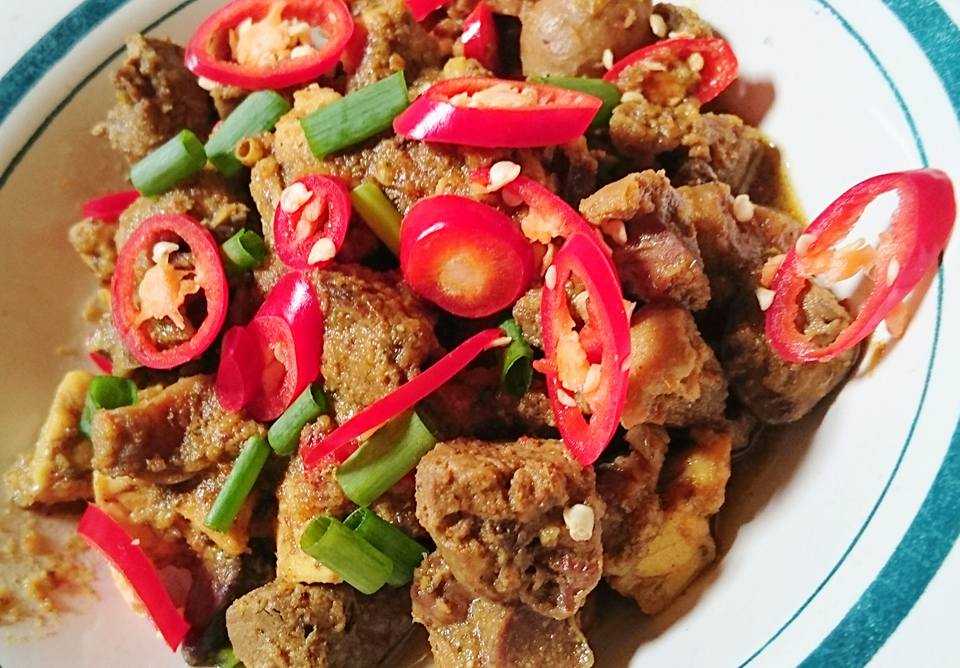 Rumah Makan Sambal Nek Uwan, aneka macam makanan khas Pontianak Rumah Makan Sambal Nek Uwan, aneka macam makanan khas Pontianak