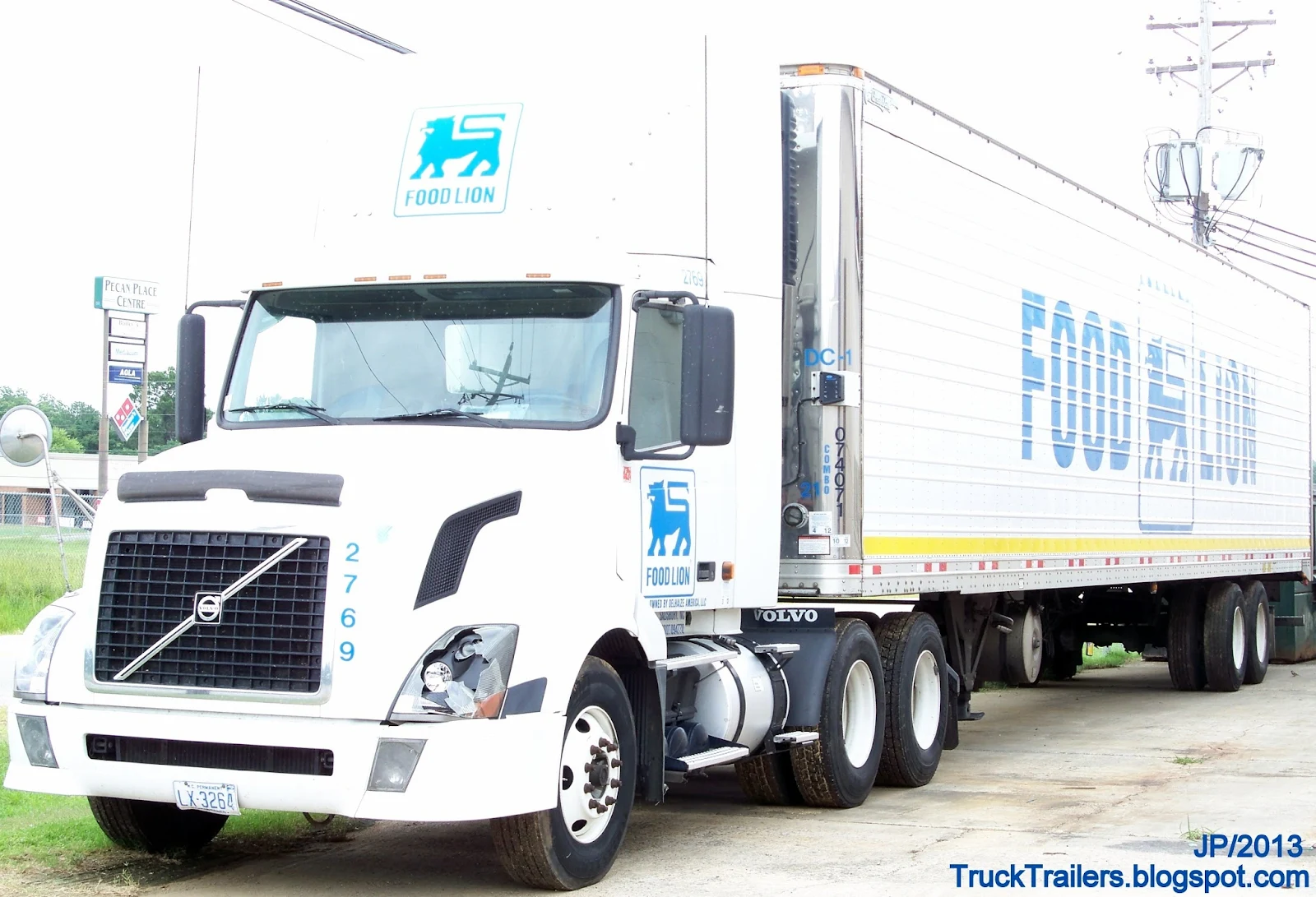 The Lifeline of Groceries: Unveiling the World of the Food Lion Semi Truck