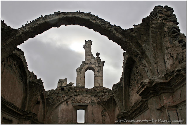 Ruinas de la iglesia de San Bartolomé Ruinas de la iglesia de San Bartolomé