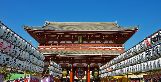 Backpacker ke Asakusa Temple di jepang Backpacker ke Asakusa Temple di jepang