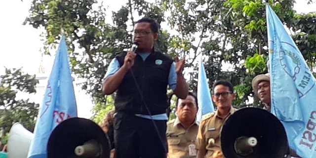 Tanggapi Tuntutan Buruh Minta UMP 4 Juta, Begini Jawaban Muter-muter Gak Jelas dari Sandiaga