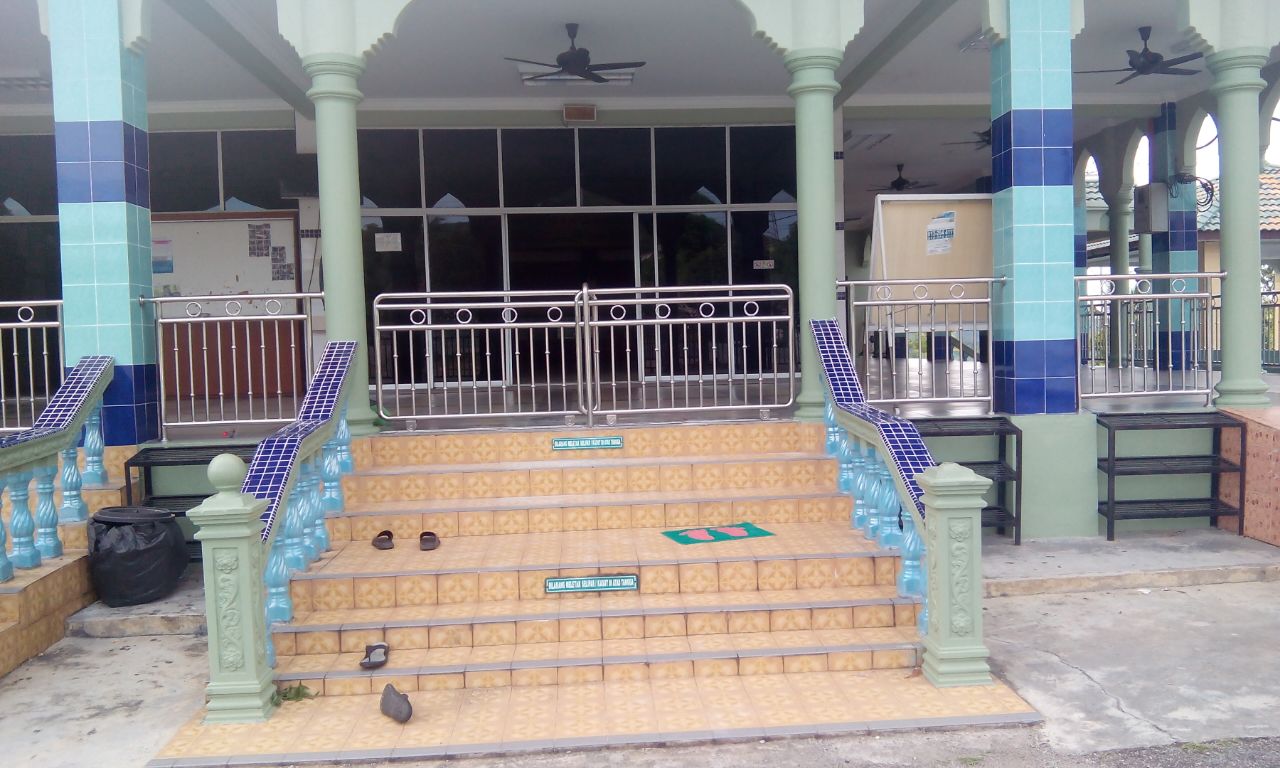 AWNING PAGOLA DAN GRILL : SEPANG- MEMASANG SET RAILING STAINLESS STEEL ...