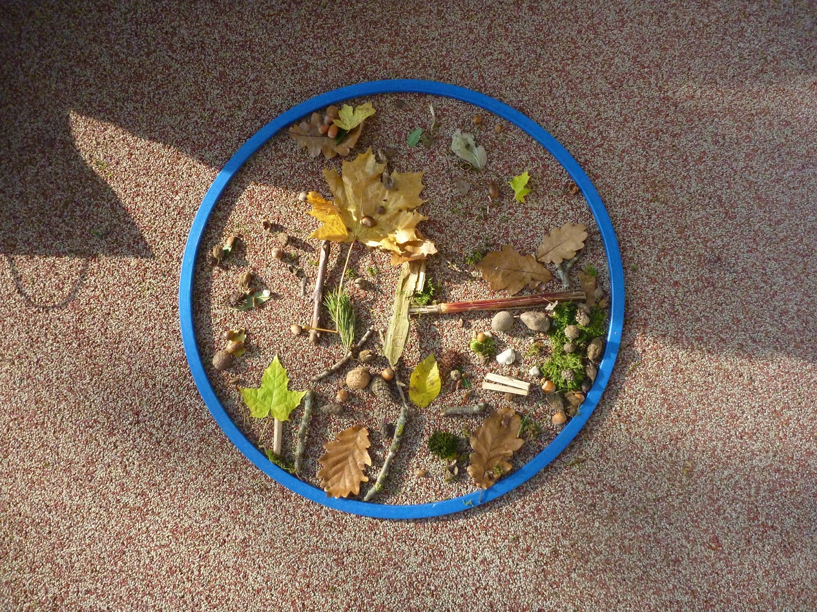 Märlimuus: Gestalten mit Herbstmaterial