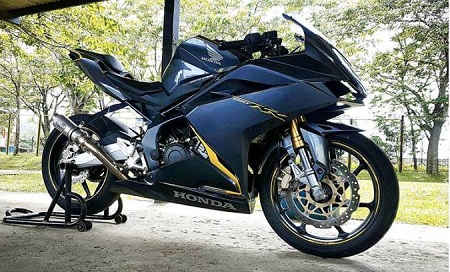 Honda CB250RR terbaru 2018 Modifikasi Honda CB250RR Terbaru
