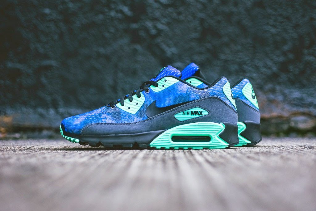 FEELFREEARTZ Nike Air Max 90 Comfort PRM Hyper Cobalt/BlackDark Grey