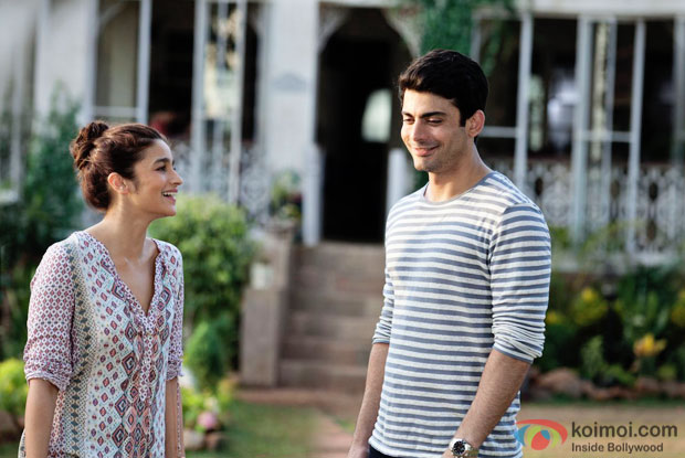 Kapoor & Sons_Fawad Khan_Siddharth Malhotra_Alia Bhatt_Rishi Kapoor_Review_Trailer-First Look-Poster-Bollywoodirect