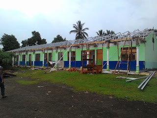 Rehab Sekolah SDN 2 Kotabumi Tengah Barat Diduga Salahi Aturan Rehab Sekolah SDN 2 Kotabumi Tengah Barat Diduga Salahi Aturan