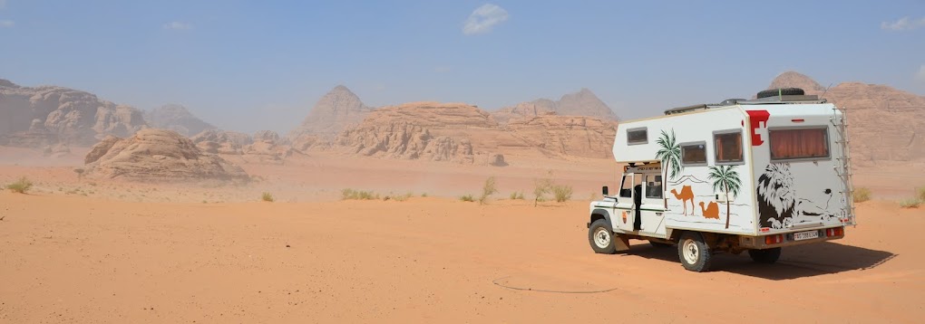 Wüste zwischen Saudi-Arabien und Jordanien, auf dem Weg zum Wadi Rum.