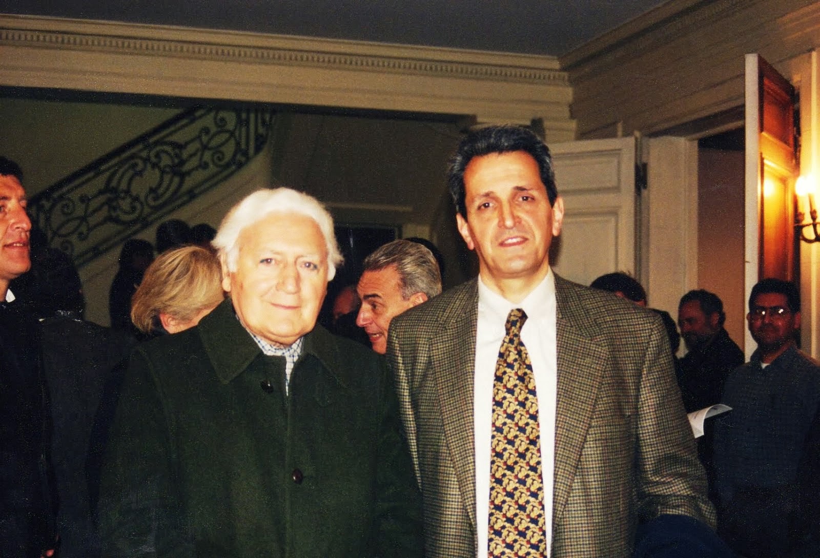 Con Miguel Serrano