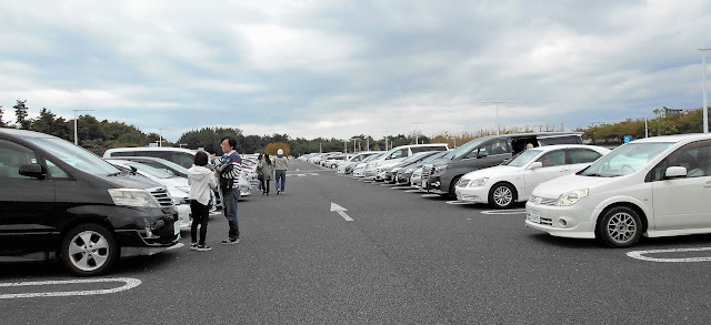 西口駐車場 西口駐車場