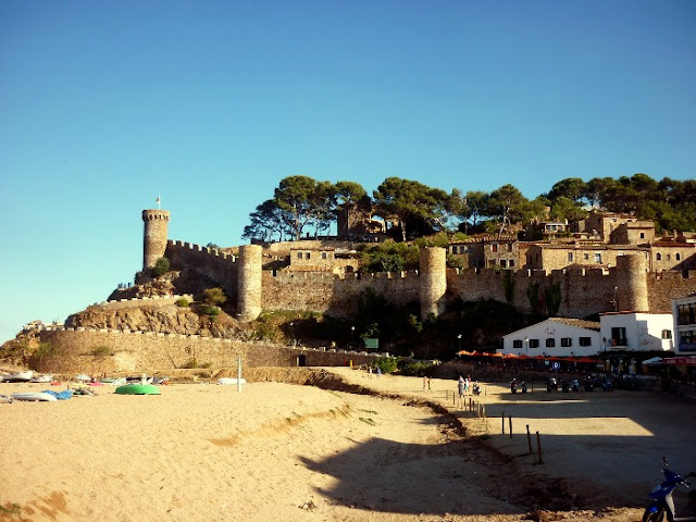 cosa fare a tossa del mar