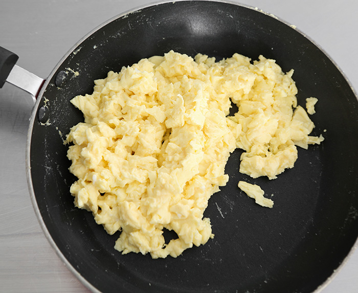 Breakfast Pizza with Biscuit Crust Sprinkle Bakes