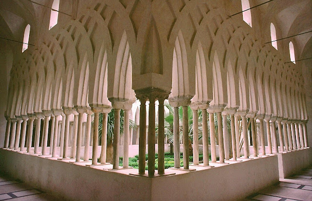 amalfi-chiostro-paradiso