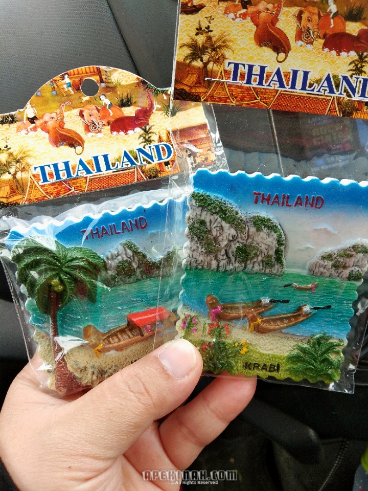 Itinerary Trip Ke Thailand Souvenier