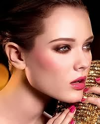 Maquillaje para navidad / nochevieja Alcanta Centro de Belleza Integral: Maquillaje para Nochebuena