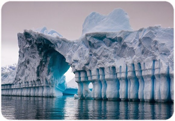Columnas de hielo del canal de Lemaire.