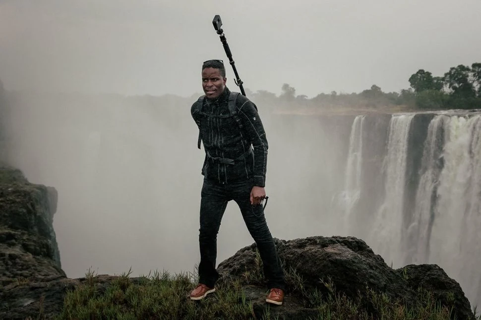 Tawanda Kanhema traveled over 800 kilometers to bring Zimbabwe on Google Street View