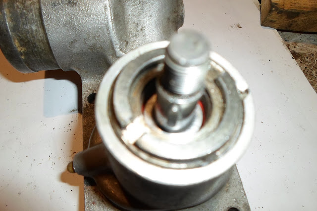 clavette sur axe de pompe clavette sur axe de pompe Peugeot 203