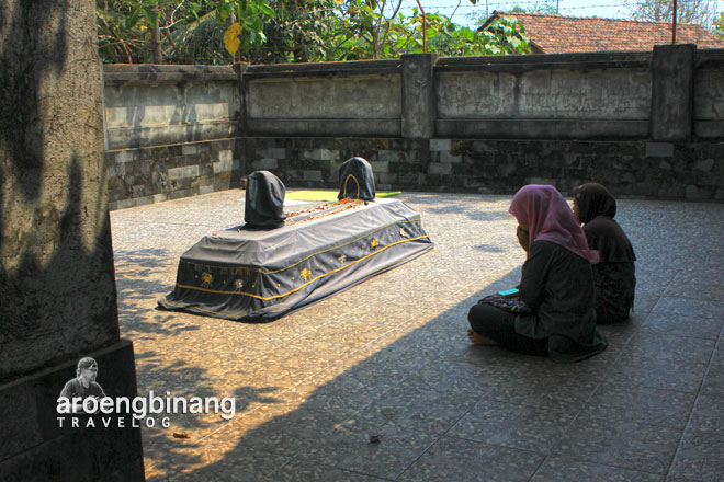 makam ratu kalinyamat mantingan jepara