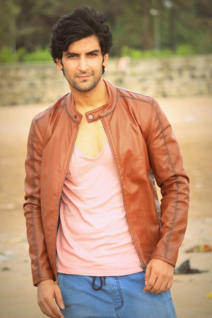 Arun Singh Rana Biodata, Movies, Net-worth, Age, New Movies, Affairs, New Look, Songs