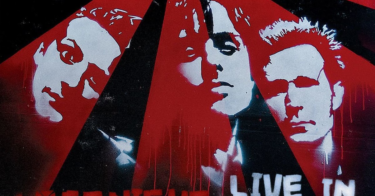 Грин дей музыканты. Green day на раб стол. Green day fans. Green day last night on earth. Green day обложка.