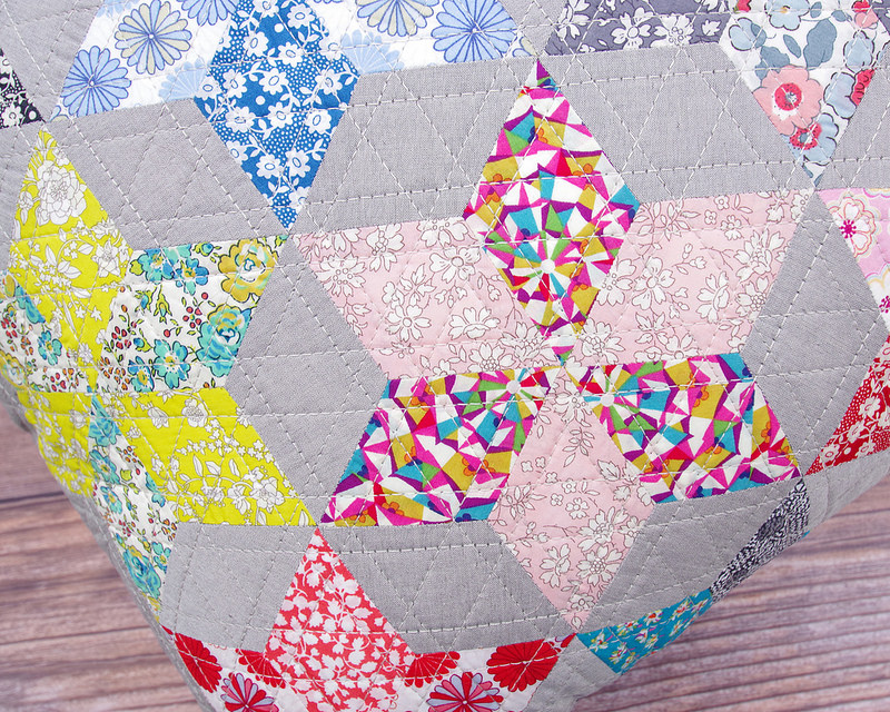 Liberty Stars Pillow Cover - An English Paper Piecing Project from Quilting on the Go by Sharon Burgess | © Red Pepper Quilts 2017