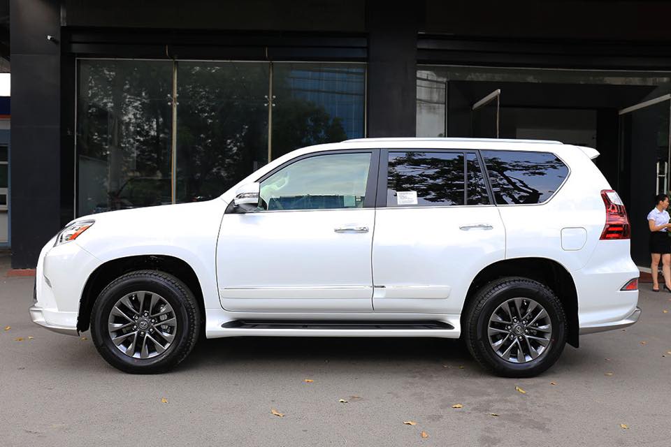 Ra mắt SUV 7 chỗ cỡ lớn Lexus TX dựa trên Toyota Grand Highlander chấm  dứt cảnh giành nhau vị trí đẹp trên xe