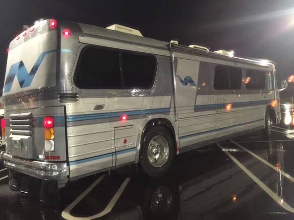 1964 GM PD-4106 Bus Conversion - RV & Camper