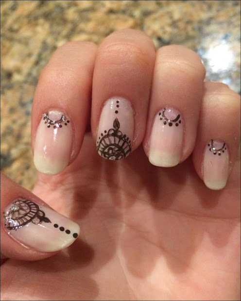 henna inspired nail art design