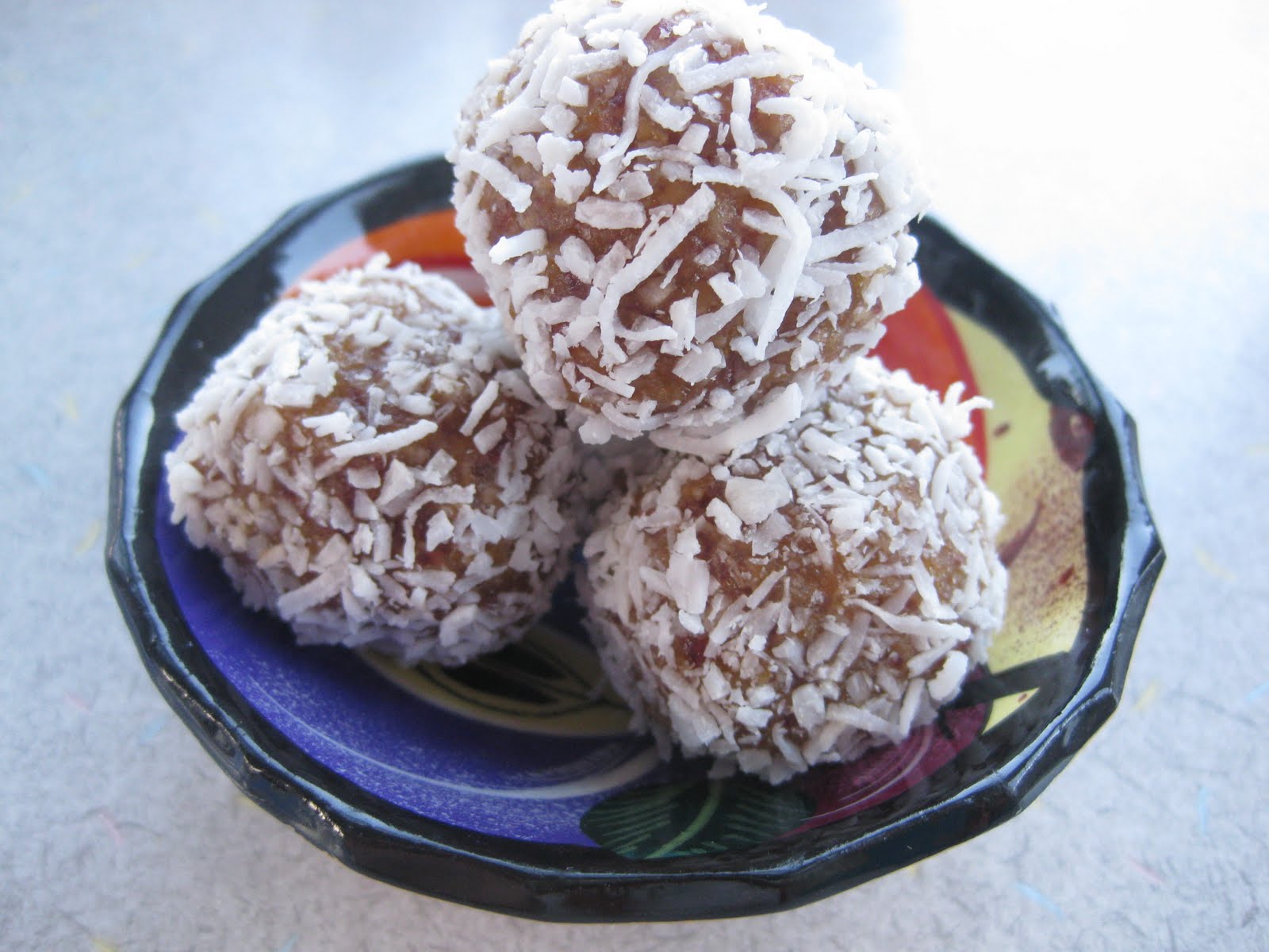 yumcoast coconut balls