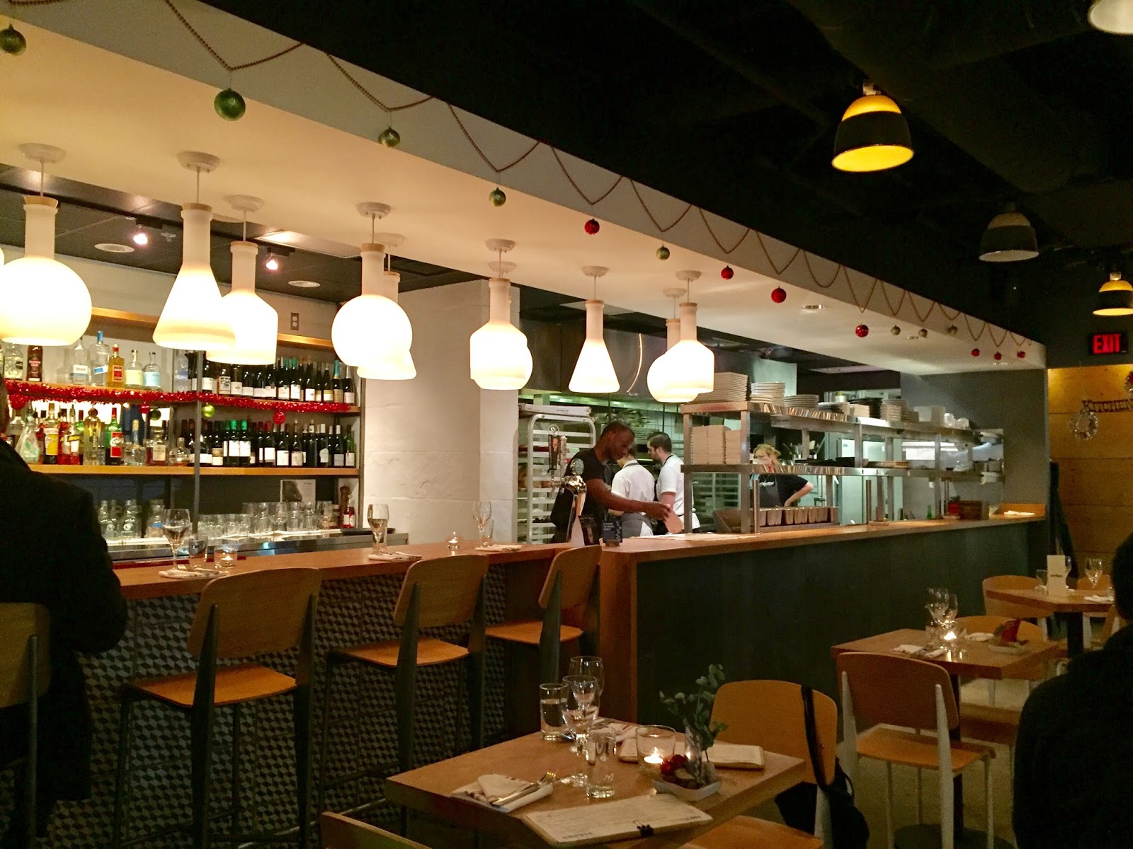 Hawthorne Food & Drink