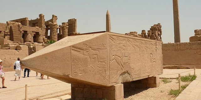 Eastern Ibelisk of Luxor Temple - Tourism in Luxor - www.tripsinegypt.com