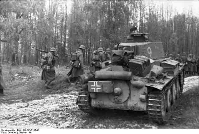 Panzer 38(t) 20th Panzer Division near Leningrad 4 October 1941 worldwartwo.filminspector.com